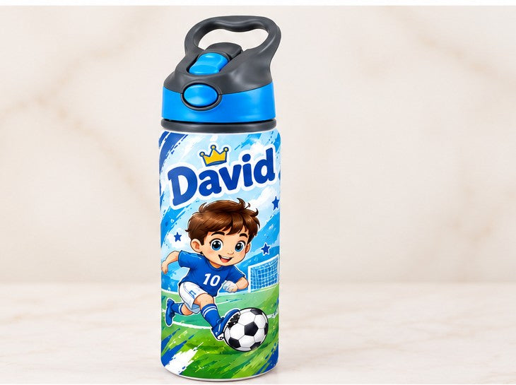 Bidon de apă personalizat cu băiețel fotbalist și nume, 650 ml