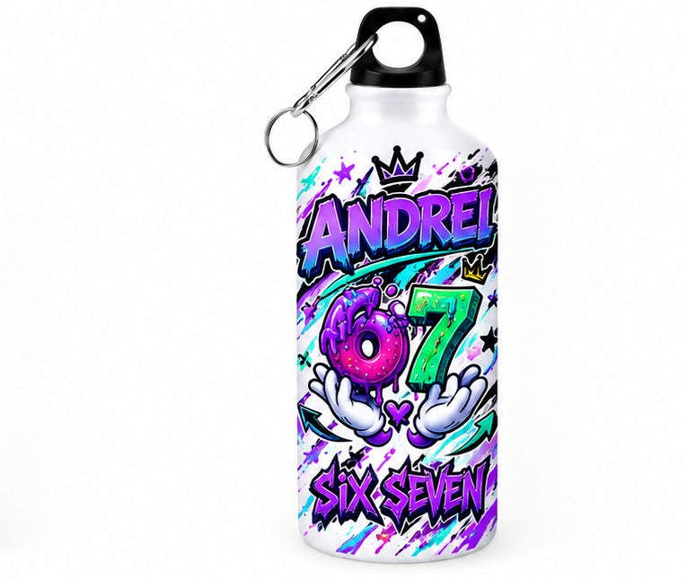 Bidon de apă personalizat Six Seven 67, design graffiti mov și verde, cu nume, 500 ml