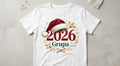 Tricou personalizat femei de Crăciun 2026 – Grupa, căciulă de Moș și ramuri aurii