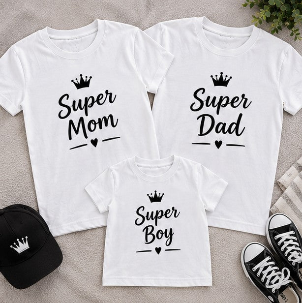 Set 3 tricouri familie cu coroane negre – Super Mom, Super Dad și Super Boy