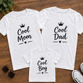 Set 3 tricouri familie cu coroane negre – Cool Mom, Cool Dad și Cool Boy